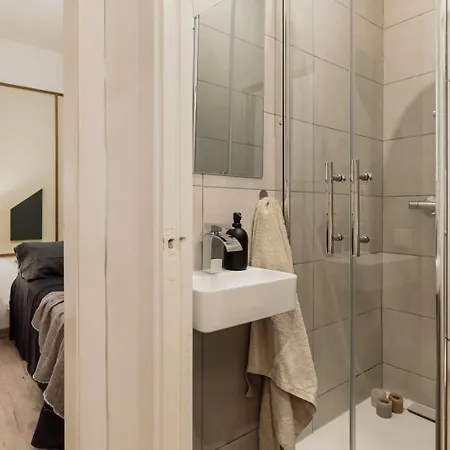 شقة Demir - 2 Bedrooms And Office In De Gracia برشلونة
